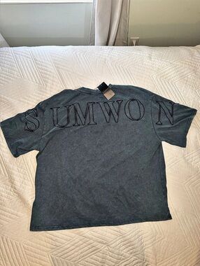 SUMWON Short Sleeve Tee in Gray Size Large NWT